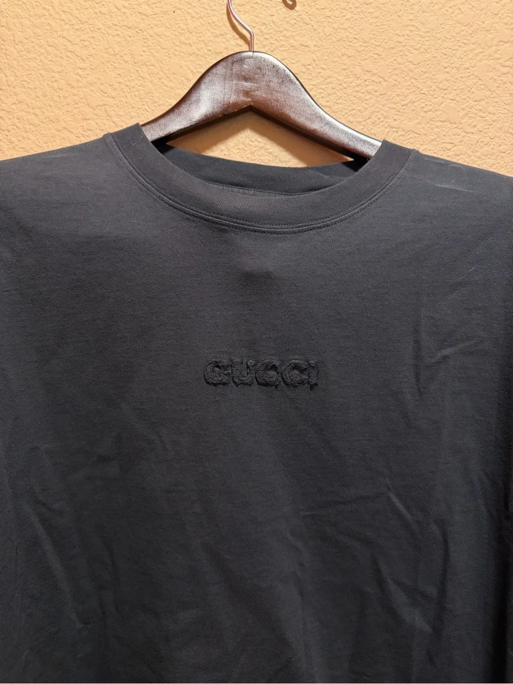 New Authentic Gucci Logo Black T Shirt Size L Oversized